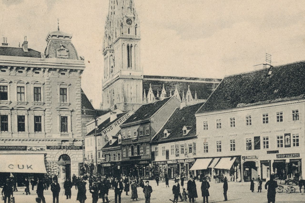 Trg bana Jelačića oko 1910. godine, prema Bakačevoj